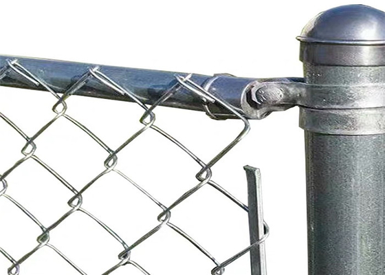 8 kaki panas dicelupkan Galvanized Chain Link Fencing Taman bermain